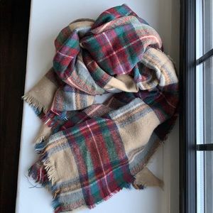 Cozy blanket scarf